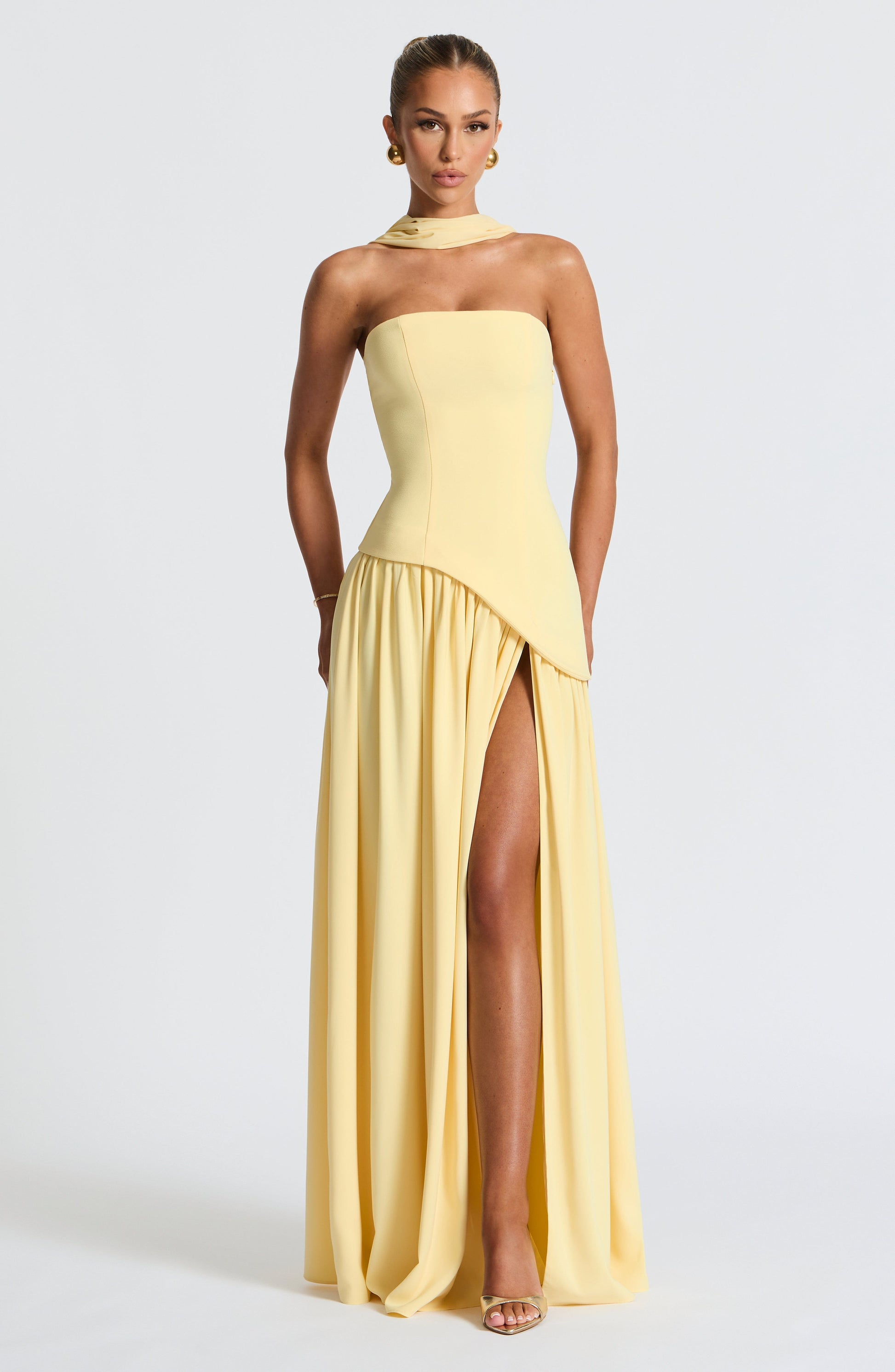 Sopheline - Strapless Maxi Jurk Met Hoge Split En Asymmetrische Taille Dames